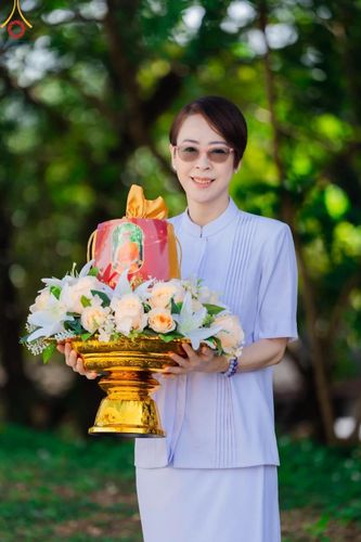 ภาพ No.166729:พิธีทอดกฐิน ณ วัดเขาดินมังกรทอง อ.บ่อทอง จ.ชลบุรี  ในโครงการกฐินสามัคคีทั่วไทย 30,000 วัด บูชาธรรม 80 ปี หลวงพ่อธัมมชโย โดยคณะศิษยานุศิษย์วัดพระธรรมกาย วันที่ 23 ตุลาคม พ.ศ. 2567