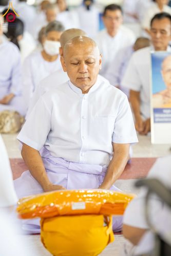 ภาพ No.321291:วันเสาร์ที่ 11 เมษายน พ.ศ.2569 พิธีขอขมาและมอบผ้าไตร โครงการอุปสมบทหมู่ บูชาธรรมหลวงพ่อธัมมชโย พ.ศ.2569 โครงการอุปสมบทหมู่ธรรมทายาท ระดับอุดมศึกษา รุ่น 53 (ภาคฤดูร้อน) ณ วัดพระธรรมกาย ปทุมธานี