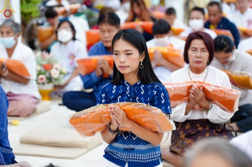 ภาพ No.98015:พิธีทอดกฐินเพื่อสร้างครัวมหาทาน ณ ศูนย์ปฎิบัติธรรมเพชรบูรณ์ ต.นาป่า อ. เมือง จ.เพชรบูรณ์ วันที่ 19 พฤศจิกายน พ.ศ. 2566