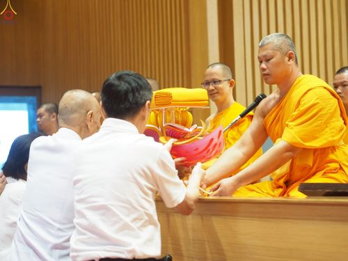 ภาพ No.268924:วันที่ 19 ตุลาคม พ.ศ. 2568 พิธีทอดกฐินสามัคคีทั่วไทย ณ ศูนย์ปฏิบัติธรรมอุทัยแสง ตำบลเกาะเทโพ อำเภอเมือง จังหวัดอุทัยธานี โดยคณะศิษยานุศิษย์ บูชาธรรม 81 ปี หลวงพ่อธัมมชโย