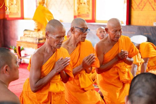 ภาพ No.101112:พิธีอุปสมบทหมู่ ในโครงการอุปสมบทบูชาธรรม มหาปูชนียาจารย์ พ.ศ. 2566 ณ วัดท่าเกวียน อำเภอพนมสารคาม จังหวัดฉะเชิงเทรา วันที่ 5 ธันวาคม พ.ศ. 2566