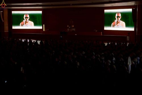 ภาพ No.239871:วันที่ ๒๒ - ๒๔ สิงหาคม พ.ศ. ๒๕๖๘ สัมมนารวมใจผู้นำบุญ บูชาธรรม ๘๑ ปี หลวงพ่อธัมมชโย กฐินสามัคคีทั่วไทย ๓๐,๐๐๐ วัด โครงการอุปสมบทบูชาธรรมมหาปูชนียาจารย์ ๓,๐๐๐ รูป รุ่นที่ ๑