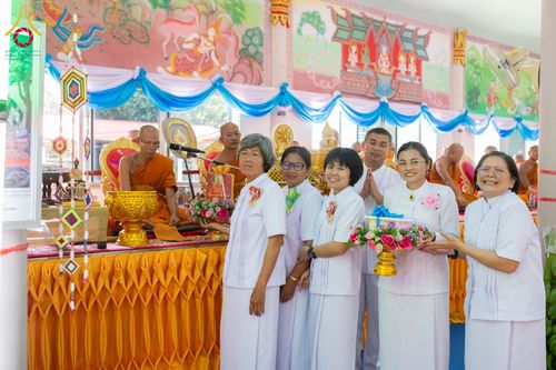 ภาพ No.177309:พิธีทอดกฐิน ณ วัดประชานิมิตร ต.คลองตะเกรา อ.ท่าตะเกียบ จ.ฉะเชิงเทรา ในโครงการทอดกฐินสามัคคีทั่วไทย 30,000 วัด บูชาธรรม 80 ปี หลวงพ่อธัมมชโย โดยคณะศิษยานุศิษย์วัดพระธรรมกาย วันที่ 2 พฤศจิกายน พ.ศ. 2567