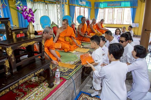 ภาพ No.267092:วันที่ 26 ตุลาคม พ.ศ. 2568 พิธีทอดกฐินสามัคคีทั่วไทย ณ วัดหนองม่วง อ.เฉลิมพระเกียรติ จ.สระบุรี โดยคณะศิษยานุศิษย์ บูชาธรรม 81 ปี หลวงพ่อธัมมชโย