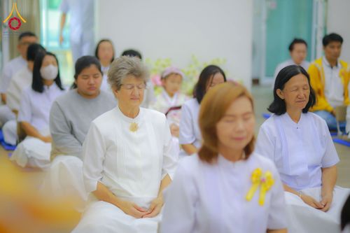 ภาพ No.197532:พิธีถวายสังฆทานคณะสงฆ์ 2 นิกายเชื่อมสัมพันธ์ไทย-เกาหลี วันอาทิตย์ที่ 5 มกราคม พ.ศ. 2568 ณ อาคารชมรมภาวนารักษ์ วัดพระธรรมกาย อำเภอคลองหลวง จังหวัดปทุมธานี