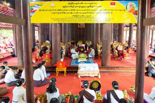 ภาพ No.220078:วันพุธที่ 16 เมษายน พ.ศ. 2568 วัดพระธรรมกายถวายมหาสังฆทาน มอบสิ่งของและทุนทรัพย์กว่า 4 ล้านบาท บรรเทาทุกข์ 181 วัดแผ่นดินไหวเมียนมา