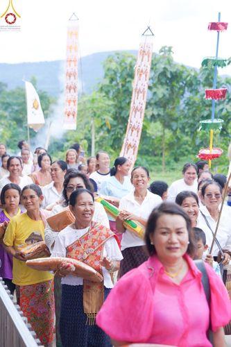 ภาพ No.168482:พิธีทอดกฐิน ณ วัดป่าศรีสุวรรณ จ.ชัยภูมิ ในโครงการกฐินสามัคคีทั่วไทย 30,000 วัด บูชาธรรม 80 ปี หลวงพ่อธัมมชโย โดยคณะศิษยานุศิษย์วัดพระธรรมกาย วันที่ 20 ตุลาคม พ.ศ. 2567