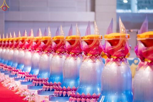 ภาพ No.159944:พิธีปฎิบัติธรรม , พิธีสักการะพระมงคลเทพมุนี (สด จนฺทสโร) พระผู้ปราบมาร ณ สภาธรรมกายสากล วัดพระธรรมกาย วันพฤหัสบดีที่ 10 ตุลาคม พ.ศ. 2567