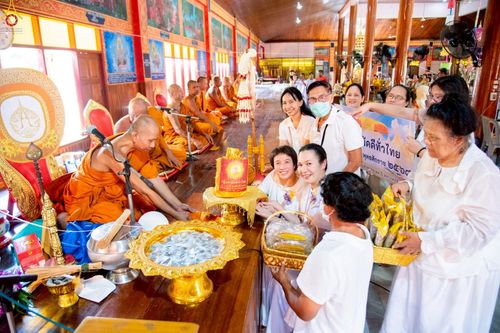 ภาพ No.253334:วันที่ 12 ตุลาคม พ.ศ. 2568 พิธีทอดกฐินสามัคคีทั่วไทย 30,000 วัด โดยคณะศิษยานุศิษย์ บูชาธรรม 81 ปี หลวงพ่อธัมมชโย ณ วัดกลางทุ่ง อ.มหาราช จ.พระนครศรีอยุธยา