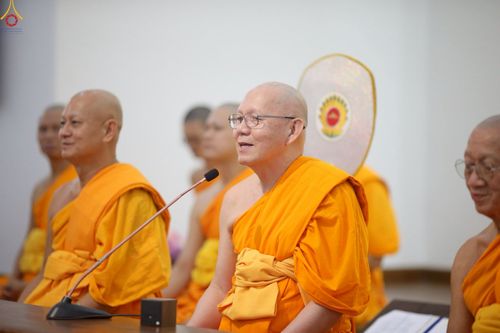 ภาพ No.258586:วันที่ 19 ตุลาคม พ.ศ. 2568 พิธีทอดกฐินสามัคคีทั่วไทย 30,000 วัด โดยคณะศิษยานุศิษย์ บูชาธรรม 81 ปี หลวงพ่อธัมมชโย ณ ศูนย์ปฎิบัติธรรมน้ำใสใจสว่าง  เขตบางกอกน้อย กรุงเทพมหานคร