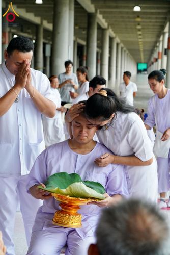 ภาพ No.143919:พิธีตัดปอยผมและปลงผมธรรมทายาท รุ่นเข้าพรรษา ณ มหาวิหารคด คอร์ 16 วัดพระธรรมกาย วันอาทิตย์ที่ 7 กรกฎาคม พ.ศ. 2567