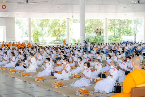 ภาพ No.86699:พิธีบุพเปตพลี  ครั้งที่ 139 ร่วมอุทิศบุญแด่หมู่ญาติที่ล่วงลับไปแล้ว และสืบทอดอายุพระพุทธศาสนา วันพฤหัสบดีที่ 31 สิงหาคม พ.ศ.2566 วันพระขึ้น 15 ค่ำ เดือน 9 ณ หอฉันคุณยายอาจารย์ฯ วัดพระธรรมกาย