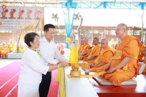 ภาพ No.91892:พิธีทอดกฐินสามัคคีทั่วไทย สร้างกำแพงแก้ว ดูแลสามเณรน้อยเตรียมบาลีนาคหลวงประโยค 9 ณ ศูนย์เบญจธรรม เขตดอนเมือง จ.กรุงเทพมหานคร วันศุกร์ที่ 3 พฤศจิกายน พ.ศ.2566