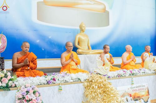 ภาพ No.179197:พิธีทอดกฐิน ณ ศูนย์ปฎิบัติธรรมศรีสะเกษ (สวนป่าตะวันธรรม) อ.กันทรารมย์ จ.ศรีสะเกษ ในโครงการกฐินสามัคคีทั่วไทย 30,000 วัด บูชาธรรม 80 ปี หลวงพ่อธัมมชโย โดยคณะศิษยานุศิษย์วัดพระธรรมกาย วันที่ 26 ตุลาคม พ.ศ. 2567