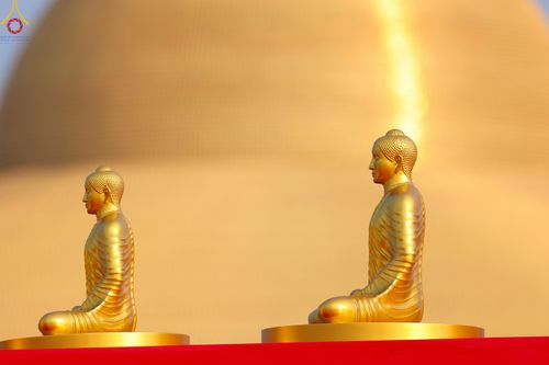 ภาพ No.79065:พิธีอัญเชิญองค์พระบรมพุทธเจ้า 24 องค์ เวียนประทักษิณรอบพระมหาธรรมกายเจดีย์ ณ วัดพระธรรมกาย  วันที่ 2 เมษายน พ.ศ. 2566