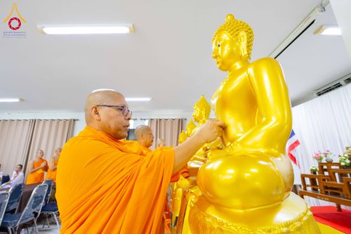 ภาพ No.342330:วันที่ 28 กรกฎาคม พ.ศ. 2569  เทศบาลหนองเสือ จังหวัดปทุมธานี  ร่วมกับ องค์กรพุทธโลก (WAB) จัดพิธีถวายพระประธาน 22 องค์  สู่ดินแดนพุทธภูมิ  เมืองออรังกาบัด อินเดีย  ณ สำนักงานเทศบาลตำบลหนองเสือ จังหวัดปทุมธานี