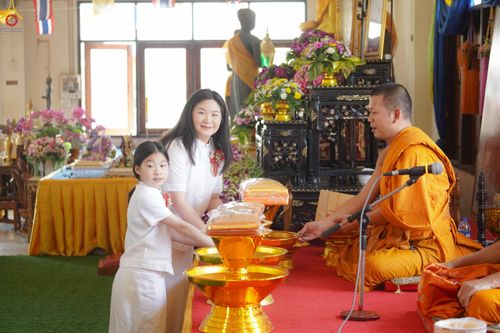 ภาพ No.283295:วันที่ 26 ตุลาคม 2568 พิธีทอดกฐินสามัคคีทั่วไทย 30,000 วัด  โดยคณะศิษยานุศิษย์ บูชาธรรม 81 ปี  หลวงพ่อธัมมชโย ณ วัดลานแหลม อ.นครชัยศรี จ.นครปฐม