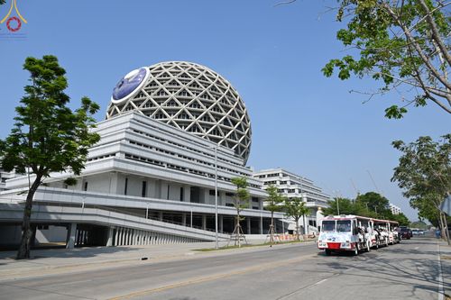 ภาพ No.77365:โครงการเสริมสร้างมาตรฐานคุณธรรมจริยธรรมของพนักงาน และลูกจ้างเทศบาลเมืองคลองหลวง ประจำปีงบประมาณ พ.ศ.๒๕๖๖  วันอังคารที่ ๒๘ กุมภาพันธ์ พ.ศ.๒๕๖๖  ณ วัดพระธรรมกาย อ.คลองหลวง จ.ปทุมธานี