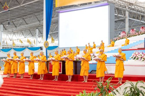 ภาพ No.81597:พิธีหล่อพระประธานเพื่อประดิษฐาน ณ ห้องแก้วสารพัดนึก 2 เนื่องในวันวิสาขบูชา วันเสาร์ที่ 3 มิถุนายน 2566 ณ วัดพระธรรมกาย จ.ปทุมธานี