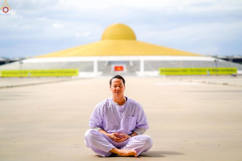 ภาพ No.345133:วันที่ 7 - 19 สิงหาคม พ.ศ.2569 ต้อนรับชาวต่างชาติเยี่ยมชมวัดพระธรรมกาย