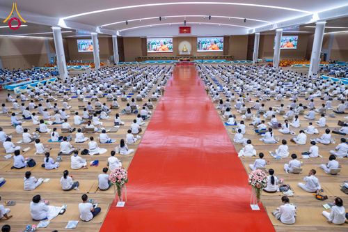 ภาพ No.310608:วันอาทิตย์ที่ 22 กุมภาพันธ์ พ.ศ. 2569 พิธีมุทิตาสักการะในโอกาสอายุวัฒนะมงคล 80 ปี พระพรหมวชิรปัญญาจารย์ (ทองดี สุรเตโช ป.ธ.9) ณ ห้องแก้วสารพัดนึก 2 วัดพระธรรมกาย จ.ปทุมธานี