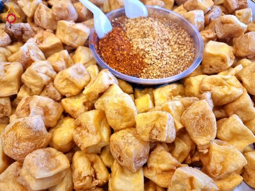 ภาพ No.204417:พิธีถวายภัตตาหารเป็นสังฆทาน แด่พระธรรมยาตรา ณ วัดพระธรรมกาย ตำบลคลองสาม อำเภอคลองหลวง จังหวัดปทุมธานี ในโครงการธรรมยาตรา กตัญญูบูชา มหาปูชนียาจารย์ พระมงคลเทพมุนี(สด จนฺทสโร) พระผู้ปราบมาร อนุสรณ์สถาน 7 แห่ง ปีที่ 13 วันที่ 31 มกราคม พ.ศ. 2568