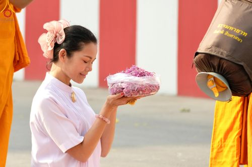 ภาพ No.120146:พิธีต้อนรับพระธรรมยาตรา ในโครงการธรรมยาตรา กตัญญูบูชา มหาปูชนียาจารย์ พระมงคลเทพมุนี(สด จนฺทสโร) พระผู้ปราบมาร อนุสรณ์สถาน 7 แห่ง ปีที่ 12 วันที่ 28 มกราคม พ.ศ. 2567 ณ วัดพระธรรมกาย จ.ปทุมธานี