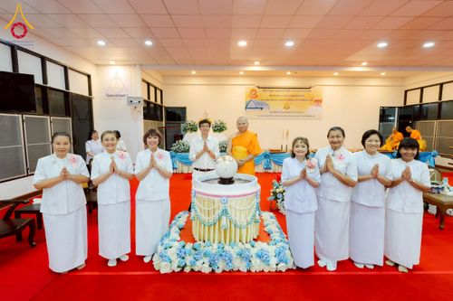 ภาพ No.221506:วันอาทิตย์ที่ 27 เมษายน พ.ศ. 2568 พิธีเจริญพระพุทธมนต์สมโภชดวงแก้วธรรมชัย เนื่องในโอกาสบูชาธรรม 81 ปีหลวงพ่อธัมมชโย อัญเชิญประดิษฐานเนื่องในโอกาสสถาปนาวัดพระธรรมกายไอซ์แลนด์ ณ อาคารปลูกศรัทธา 1 วัดพระธรรมกาย อำเภอคลองหลวง จังหวัดปทุมธานี