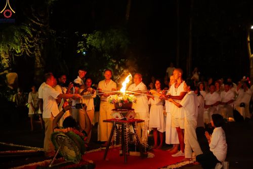 ภาพ No.156511:วัดพุทธบาหลีและวัดพระธรรมกาย จัดปฏิบัติธรรมนานาชาติ 1,151 คนจาก 78 ประเทศ ใน "วันสันติภาพสากล" ณ บาหลี อินโดนีเซีย วันเสาร์ที่ 21 กันยายน พ.ศ. 2567 เวลา 16.00-21.00 น. ณ พิพิธภัณฑ์ ARMA เมืองอูบุด จังหวัดบาหลี ประเทศอินโดนีเซีย