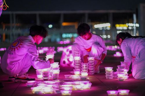 ภาพ No.150713:V.44 เพื่อพ่อ ภาพเตรียมงาน ปฎิบัติงาน ของเจ้าหน้าที่ อาสาสมัคร ทุกสถานะ เพื่อความสำเร็จ ในงานวันธรรมชัย วันอังคารที่ 27 สิงหาคม พ.ศ. 2567