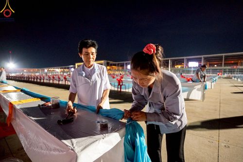 ภาพ No.219205:วันที่ 19-21 เมษายน พ.ศ. 2568 การเตรียมงานในลานธรรม , วิหารคด เพื่องานวันคุ้มครองโลก 22 เมษายน พ.ศ. 2568