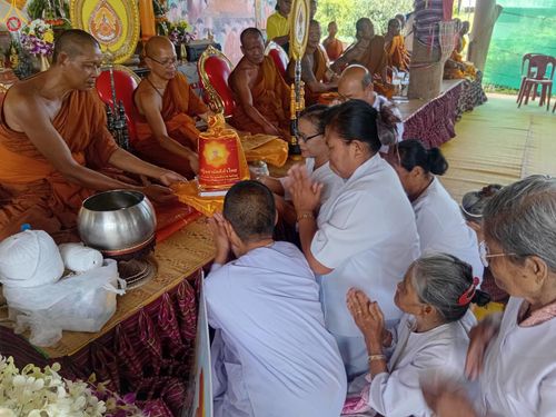 ภาพ No.281982:วันที่ 2 พฤศจิกายน พ.ศ. 2568  พิธีทอดกฐินสามัคคีทั่วไทย 30,000 วัด  โดยคณะศิษยานุศิษย์ บูชาธรรม 81 ปี  หลวงพ่อธัมมชโย ณ วัดสวนธรรมวังเกาะแก้ว อ.โนนดินแดง จ. บุรีรัมย์