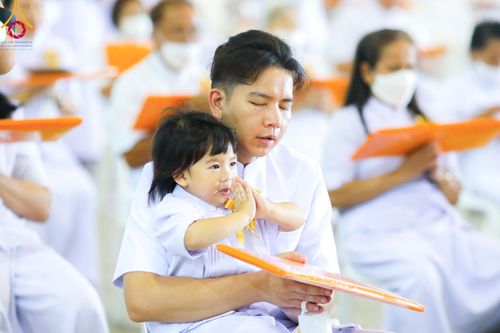 ภาพ No.90098:พิธีปฎิบัติธรรมและพิธีทอดผ้าป่าสมทบกฐินครั้งที่ 3 เนื่องใน 139 ปี วันคล้ายวันเกิดด้วยรูปกายเนื้อ พระมงคลเทพมุนี (สด จนฺทสโร) พระผู้ปราบมาร วันอังคารที่ 10 ตุลาคม พ.ศ. 2566 ณ วัดพระธรรมกาย จ.ปทุมธานี