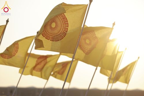 ภาพ No.320838:วันเสาร์ที่ 11 เมษายน พ.ศ.2569 พิธีเวียนประทักษิณ พิธีวันทาเจดีย์ โครงการอุปสมบทหมู่ บูชาธรรมหลวงพ่อธัมมชโย พ.ศ.2569 โครงการอุปสมบทหมู่ธรรมทายาท ระดับอุดมศึกษา รุ่น 53 (ภาคฤดูร้อน) ณ วัดพระธรรมกาย ปทุมธานี