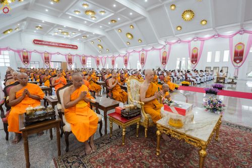 ภาพ No.331843:วันพฤหัสบดีที่ 4 มิถุนายน พ.ศ.2569 พิธีต้อนรับเปรียญธรรม 9 ประโยค และเปรียญธรรม 6 ประโยค  ณ อาคารธรรมสภา วัดบ้านขุน ต.บ่อหลวง อ.ฮอด จ.เชียงใหม่
