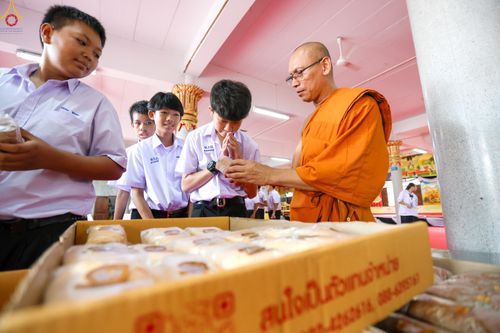 ภาพ No.338533:วันที่ 2-3 กรกฎาคม พ.ศ.2569 โครงการอบรมคุณธรรม จริยธรรมและความดีสากล ประจำปีการศึกษา2569 นักเรียนกว่า 150 คน  ณ วัดราษฎร์บูรณะ (วัดบางปลา) ต.บางปลา อ.บางพลี จ.สมุทรปราการ