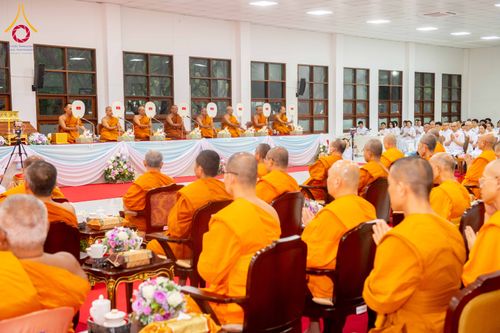 ภาพ No.315873:วันพฤหัสบดีที่ 26 มีนาคม พ.ศ. 2569 พิธีบำเพ็ญกุศล คุณพ่อณรงค์ จินตมากุล  สิริอายุ 99 ปี 11 เดือน โยมบิดา พระครูปลัดรัตนวีรวัฒน์ (รังสฤษดิ์ อิทฺธิจินตโก) ที่ปรึกษาเจ้าคณะจังหวัดปทุมธานี เจ้าอาวาสวัดพระธรรมกาย  ณ ห้องปลูกศรัทธา 2 วัดพระธรรมกาย ปทุมธานี