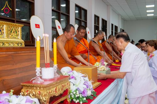 ภาพ No.316134:วันศุกร์ที่ 27 มีนาคม พ.ศ. 2569 พิธีบำเพ็ญกุศล คุณพ่อณรงค์ จินตมากุล  สิริอายุ 99 ปี 11 เดือน โยมบิดา พระครูปลัดรัตนวีรวัฒน์ (รังสฤษดิ์ อิทฺธิจินตโก) ที่ปรึกษาเจ้าคณะจังหวัดปทุมธานี เจ้าอาวาสวัดพระธรรมกาย  ณ ห้องปลูกศรัทธา 2 วัดพระธรรมกาย ปทุมธานี