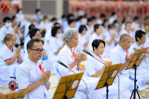 ภาพ No.121209:พิธีถวายภัตตาหารเป็นสังฆทาน แด่คณะพระธรรมยาตราฯ ในโครงการธรรมยาตรากตัญญูบูชา มหาปูชนียาจารย์ พระมงคลเทพมุนี(สด จนฺทสโร) พระผู้ปราบมาร อนุสรณ์สถาน 7 แห่ง ปีที่ 12 วันที่ 30 มกราคม พ.ศ. 2567 ณ สภาธรรมกายสากล วัดพระธรรมกาย