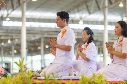 ภาพ No.345358:วันพฤหัสบดีที่ 27 สิงหาคม พ.ศ.2569 พิธีตักบาตรในวันธรรมชัย ณ สภาธรรมกายสากล วัดพระธรรมกาย ปทุมธานี