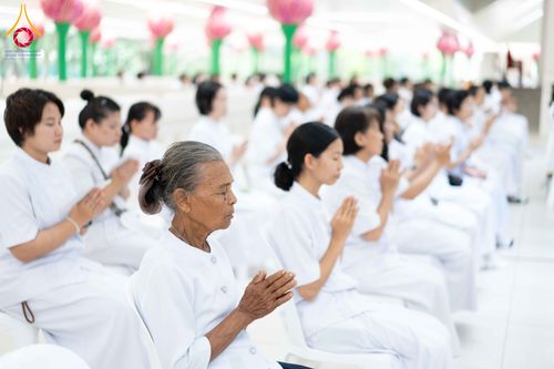 ภาพ No.309010:วันอาทิตย์ที่ 8 กุมภาพันธ์ พ.ศ. 2569  พิธีต้อนรับพระบัญชาสมเด็จพระสังฆราช แต่งตั้ง  “พระครูปลัดรัตนวีรวัฒน์” (รังสฤษดิ์ อิทฺธิจินฺตโก) เจ้าอาวาสวัดพระธรรมกาย ให้ดำรงตำแหน่ง “ที่ปรึกษาเจ้าคณะจังหวัดปทุมธานี”