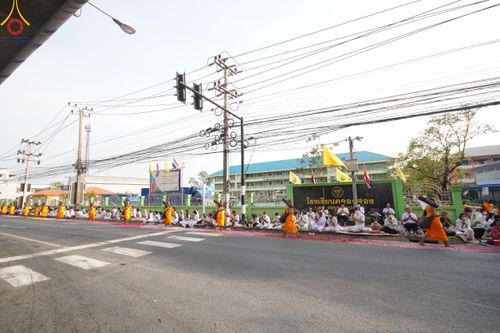 ภาพ No.120224:พิธีต้อนรับพระธรรมยาตรา ในโครงการธรรมยาตรา กตัญญูบูชา มหาปูชนียาจารย์ พระมงคลเทพมุนี(สด จนฺทสโร) พระผู้ปราบมาร อนุสรณ์สถาน 7 แห่ง ปีที่ 12 วันที่ 28 มกราคม พ.ศ. 2567 ณ วัดพระธรรมกาย จ.ปทุมธานี