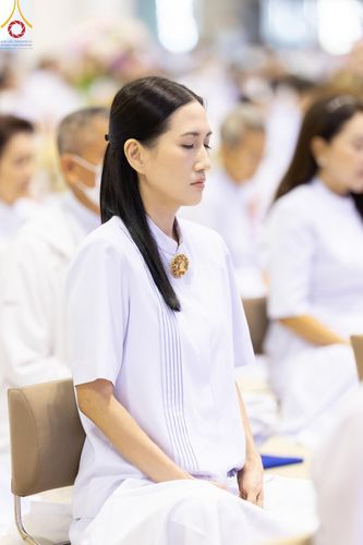 ภาพ No.207442:พิธีตักบาตร และปฏิบัติธรรมช่วงสาย ในวันมาฆบูชา วันพุธที่ 12 กุมภาพันธ์ พ.ศ. 2568 ณ วัดพระธรรมกาย จังหวัดปทุมธานี