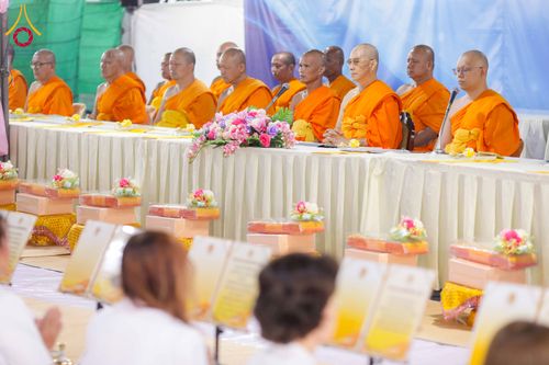 ภาพ No.301042:วันที่ 23 มกราคม พ.ศ. 2569 พิธีถวายภัตตาหารเป็นสังฆทาน แด่พระธรรมยาตรา ณ อนุสรณ์สถานบางปลา วัดบางปลา อำเภอบางเลน จังหวัดนครปฐม ในโครงการธรรมยาตรา กตัญญูบูชา มหาปูชนียาจารย์ พระมงคลเทพมุนี(สด จนฺทสโร) พระผู้ปราบมาร อนุสรณ์สถาน 7 แห่ง ปีที่ 14