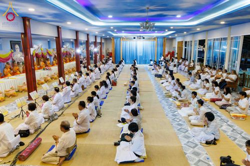 ภาพ No.295821:วันที่ 17 มกราคม พ.ศ. 2569 พิธีถวายภัตตาหารเป็นสังฆทาน แด่พระธรรมยาตรา ณ วัดโบสถ์บน ต.บางคูเวียง จ.นนทบุรี อนุสรณ์สถานลำดับที่ 4 สถานที่เกิดด้วยกายธรรม ในโครงการธรรมยาตรา กตัญญูบูชา มหาปูชนียาจารย์ พระมงคลเทพมุนี(สด จนฺทสโร) พระผู้ปราบมาร อนุสรณ์สถาน 7 แ