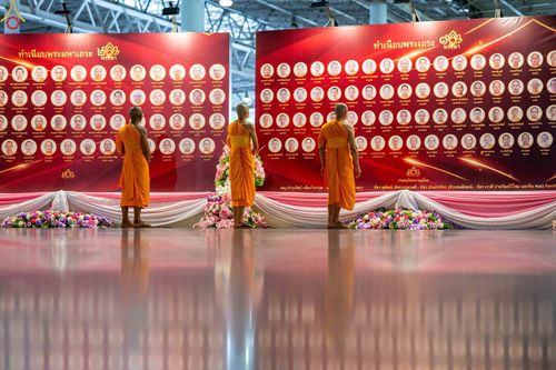ภาพ No.345499:วันพฤหัสบดีที่ 27 สิงหาคม พ.ศ.2569 พิธีตักบาตรในวันธรรมชัย ณ สภาธรรมกายสากล วัดพระธรรมกาย ปทุมธานี