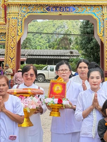 ภาพ No.281963:วันที่ 4 พฤศจิกายน พ.ศ.2568 พิธีทอดกฐินสามัคคีทั่วไทย 30,000 วัด  โดยคณะศิษยานุศิษย์ บูชาธรรม 81 ปี  หลวงพ่อธัมมชโย ณ วัดทุ่งไพล อ.สะบ้าย้อย จ.สงขลา