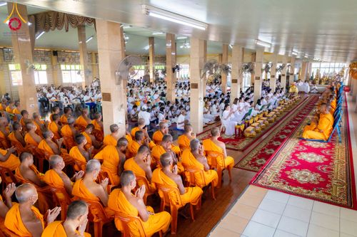 ภาพ No.305017:วันที่ 28 มกราคม พ.ศ. 2569 พิธีทอดผ้าป่าทำนุบำรุงศาสนสถาน ณ วัดบางขัน อ.คลองหลวง จ.ปทุมธานี ในโครงการธรรมยาตรา กตัญญูบูชา มหาปูชนียาจารย์ พระมงคลเทพมุนี(สด จนฺทสโร) พระผู้ปราบมาร อนุสรณ์สถาน 7 แห่ง ปีที่ 14