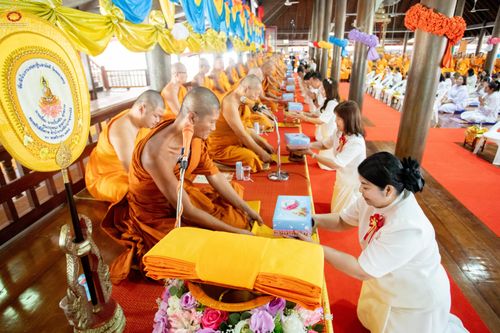 ภาพ No.291519:วันที่ 9 มกราคม พ.ศ. 2569  พิธีทอดผ้าป่าทำนุบำรุงศาสนสถาน  ณ วัดสรรเพรช อ.สามพราน จ.นครปฐม  ในโครงการธรรมยาตรา กตัญญูบูชา มหาปูชนียาจารย์  พระมงคลเทพมุนี(สด จนฺทสโร) พระผู้ปราบมาร  อนุสรณ์สถาน 7 แห่ง ปีที่ 14