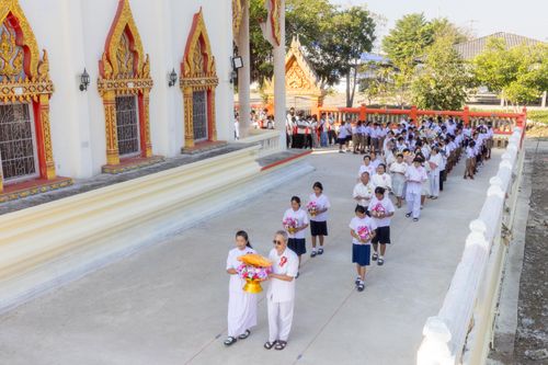 ภาพ No.293349:วันที่ 12 มกราคม พ.ศ. 2569 พิธีทอดผ้าป่าทำนุบำรุงศาสนสถาน ณ วัดผาสุการาม อ.บางเลน จ.นครปฐม ในโครงการธรรมยาตรา กตัญญูบูชา มหาปูชนียาจารย์ พระมงคลเทพมุนี(สด จนฺทสโร) พระผู้ปราบมาร อนุสรณ์สถาน 7 แห่ง ปีที่ 14